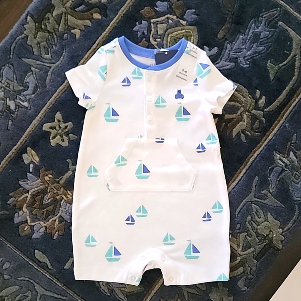 NWT Baby Gap Short Sleeve White Jumper with Green & Blue Sailboats 3-6mos